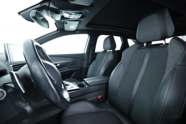 Peugeot 3008 image 9
