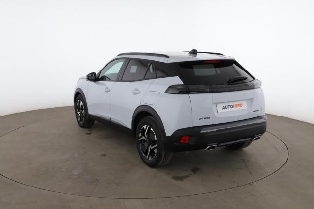 Peugeot 2008 image 6