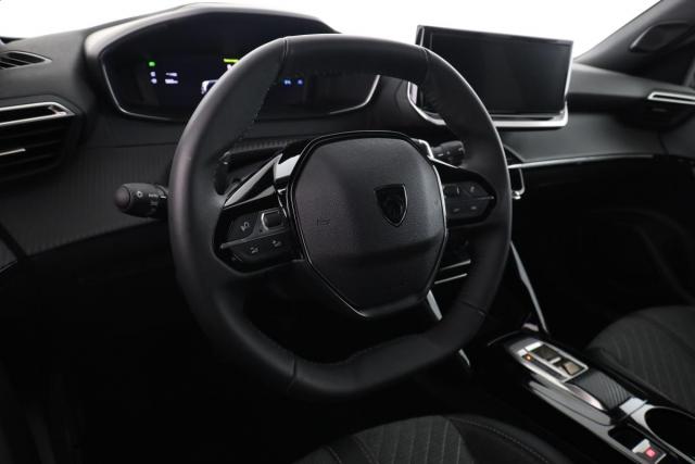 Peugeot 2008 image 1