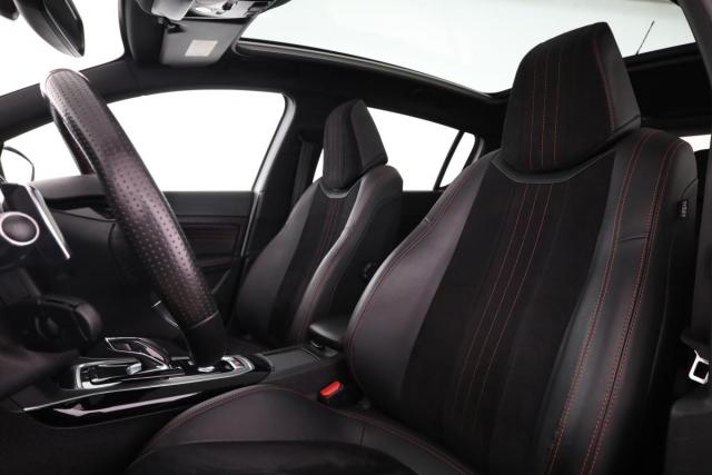 Peugeot 308 image 8