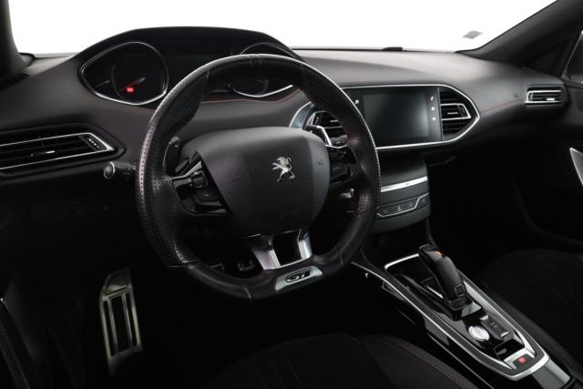 Peugeot 308 image 1