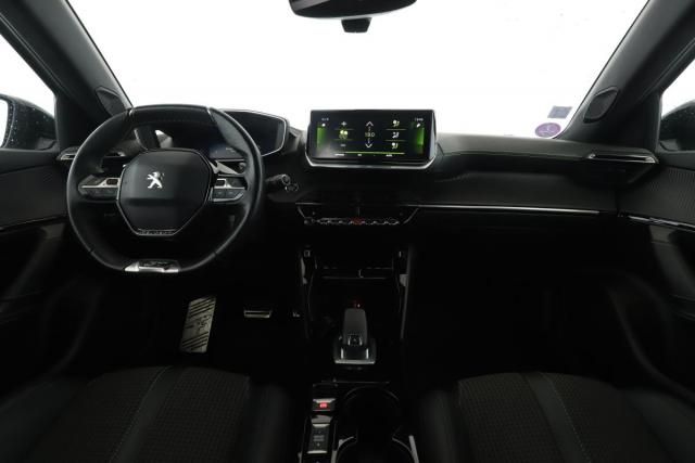 Peugeot 2008 image 8