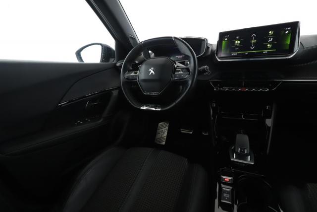 Peugeot 2008 image 3