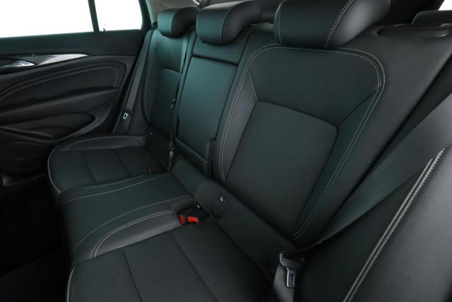 Opel Insignia image 4