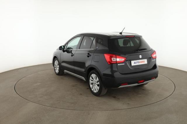 Suzuki Sx4 S-Cross image 1