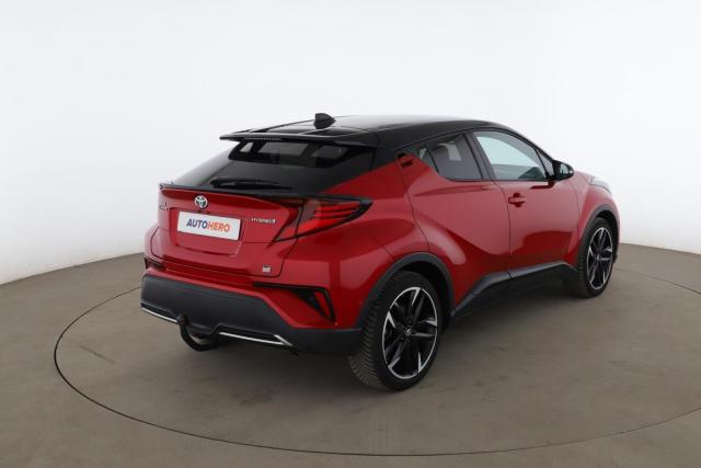 Toyota C-Hr image 9