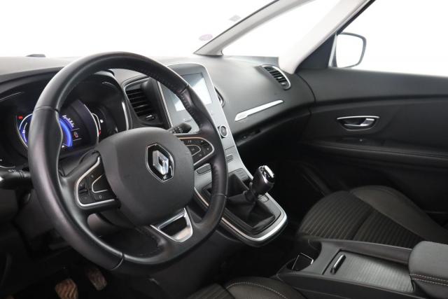 Renault Grand Scénic image 1
