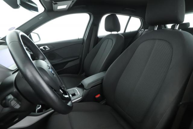 Bmw Série 1 image 2