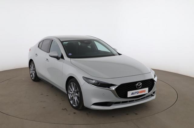Mazda 3 image 1