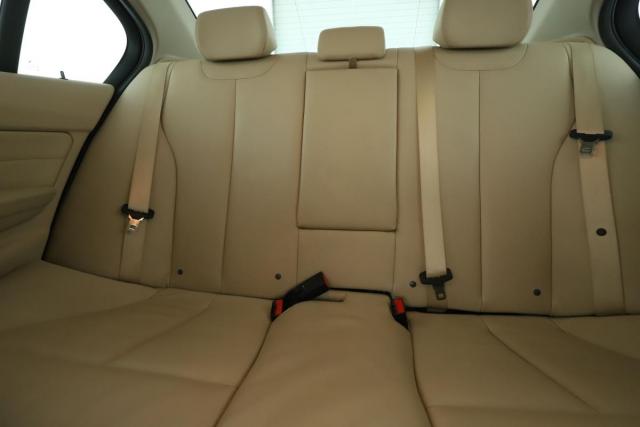 Bmw Série 3 image 9