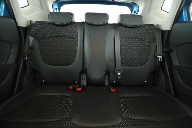 Renault Captur image 8