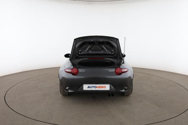 Mazda Mx-5 image 2