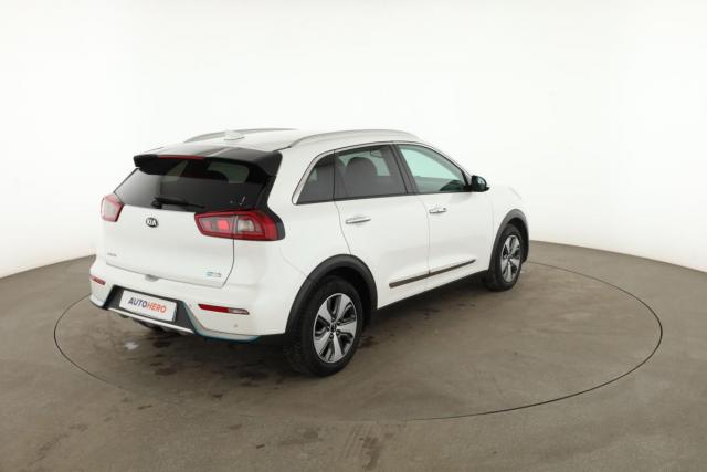 Kia Niro image 1