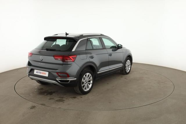 Volkswagen T-Roc image 9