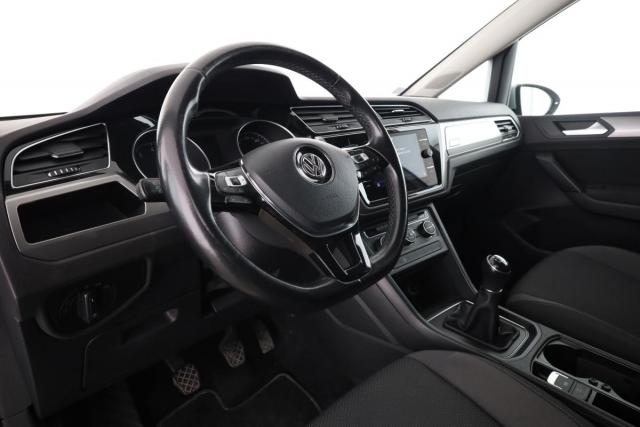 Volkswagen Touran image 8