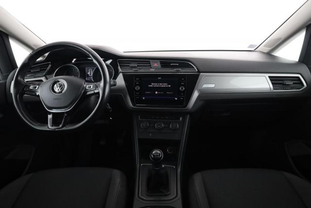 Volkswagen Touran image 2