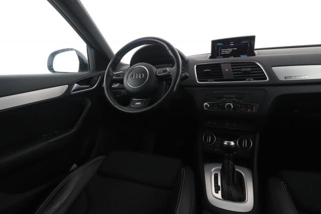 Audi Q3 image 1