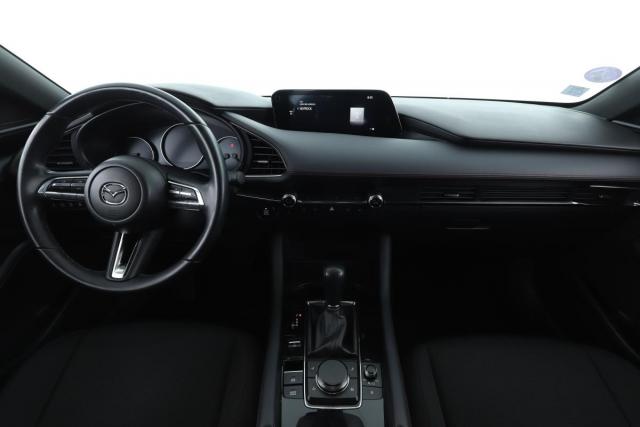 Mazda 3 image 9