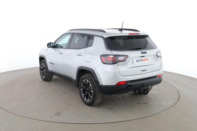 Jeep Compass image 2