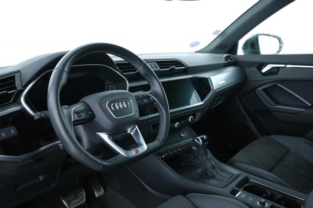 Audi Q3 image 8