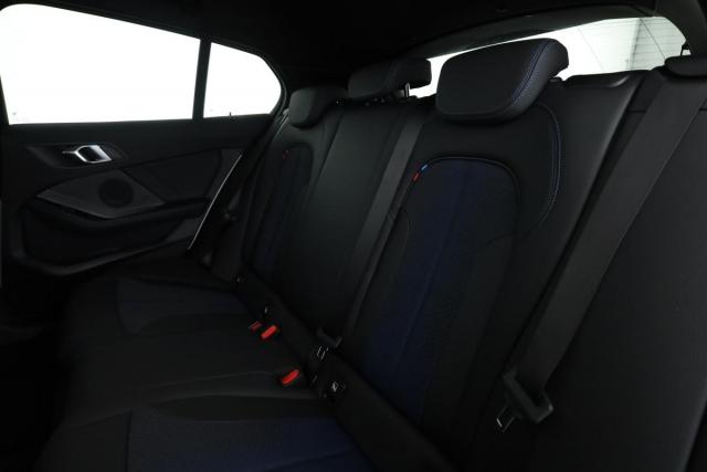 Bmw Série 1 image 6