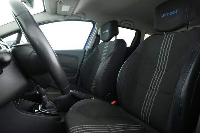 Renault Clio Estate image 2