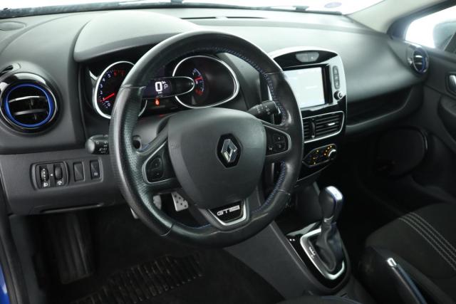 Renault Clio Estate image 9