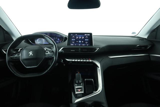 Peugeot 3008 image 9