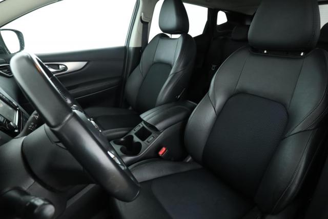 Nissan Qashqai image 1