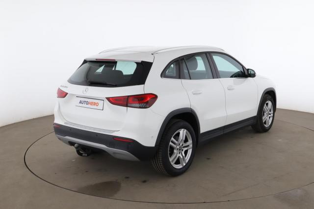 Mercedes Benz Gla image 7