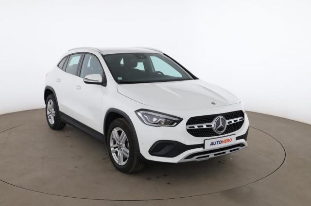 Mercedes Benz Gla image 9