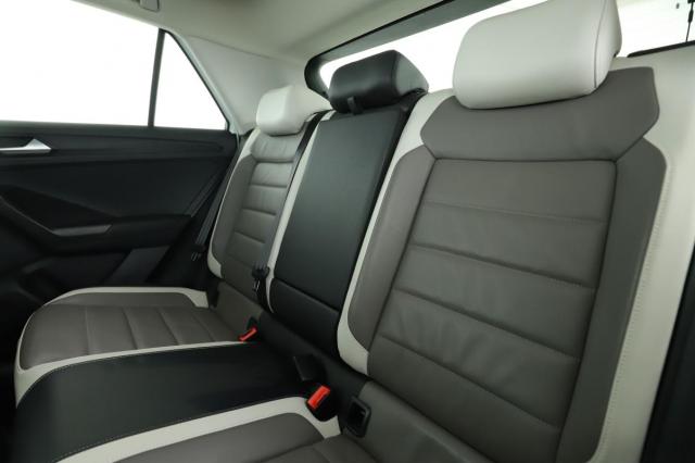 Volkswagen T-Roc image 7