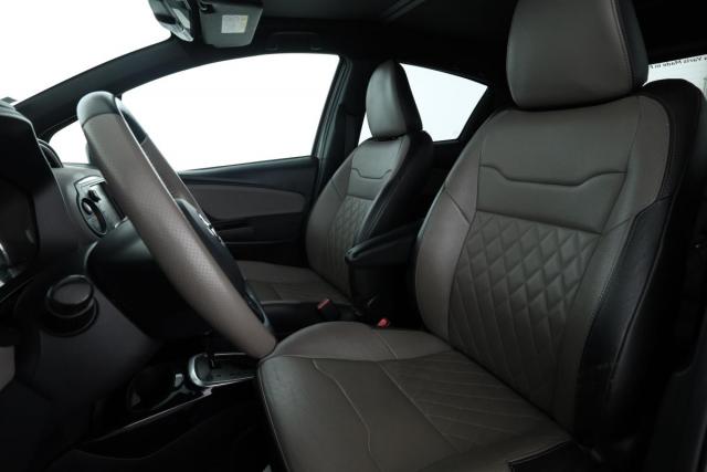 Toyota Yaris image 7