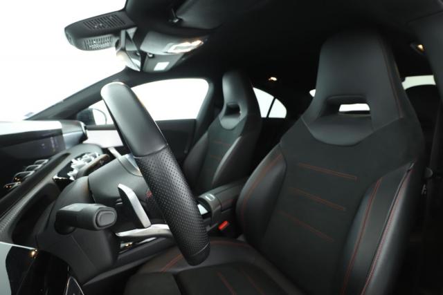 Mercedes Benz Cla image 7