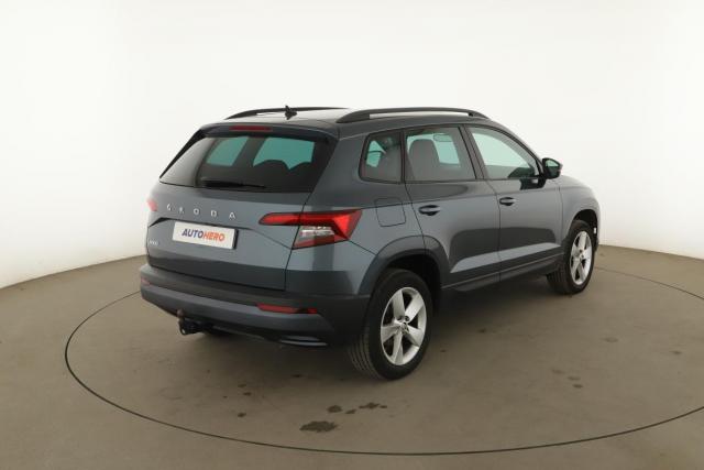Skoda Karoq image 3