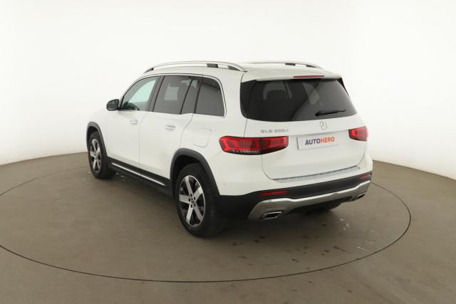 Mercedes Benz Glb image 9