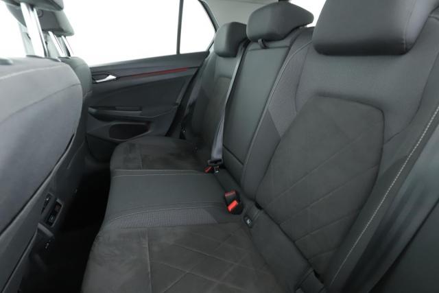 Volkswagen Golf image 4