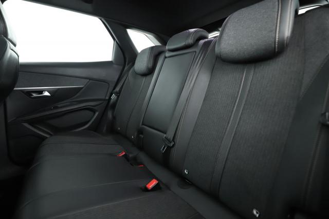 Peugeot 3008 image 7