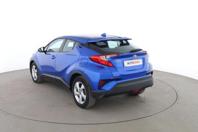Toyota C-Hr image 1