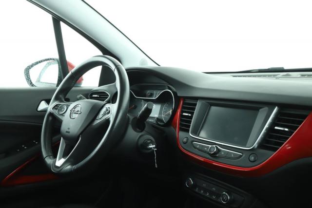 Opel Crossland image 1