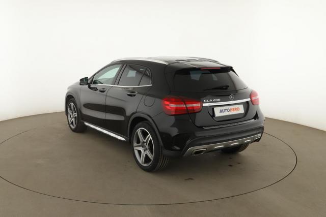 Mercedes Benz Gla image 9
