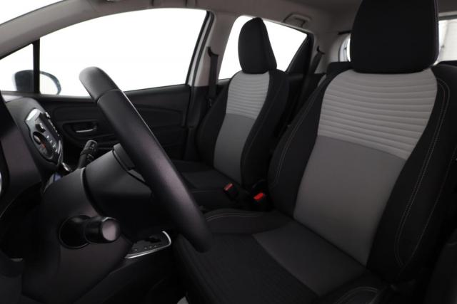 Toyota Yaris image 6