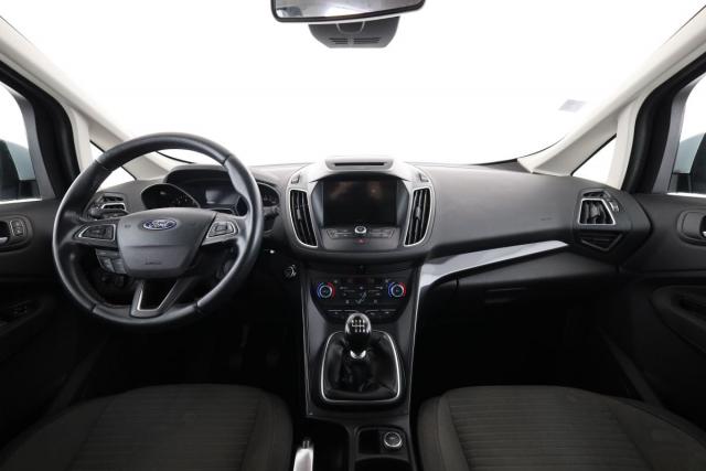 Ford C-Max image 6