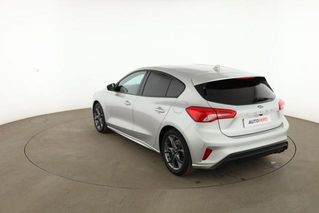Ford Focus image 9