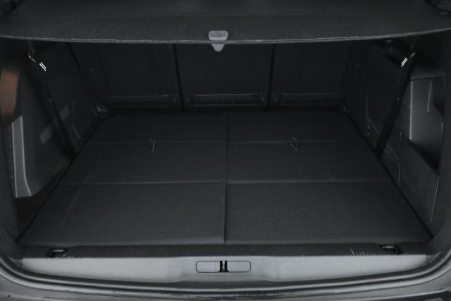 Peugeot 5008 image 9