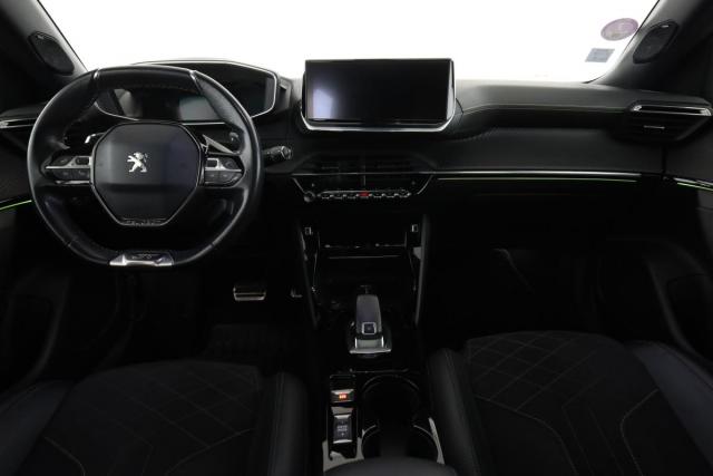 Peugeot 2008 image 3