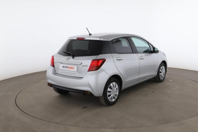 Toyota Yaris image 9