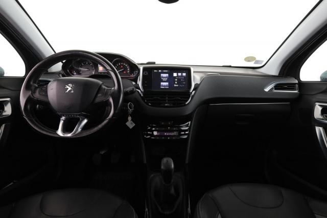 Peugeot 2008 image 2