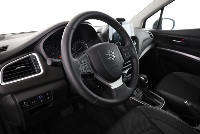 Suzuki S-Cross image 9