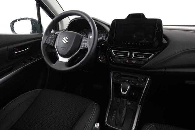Suzuki S-Cross image 8